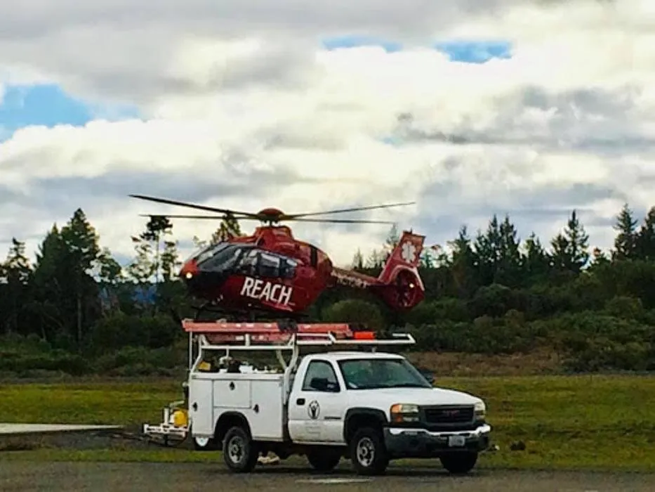 Slide of Eleos Electric