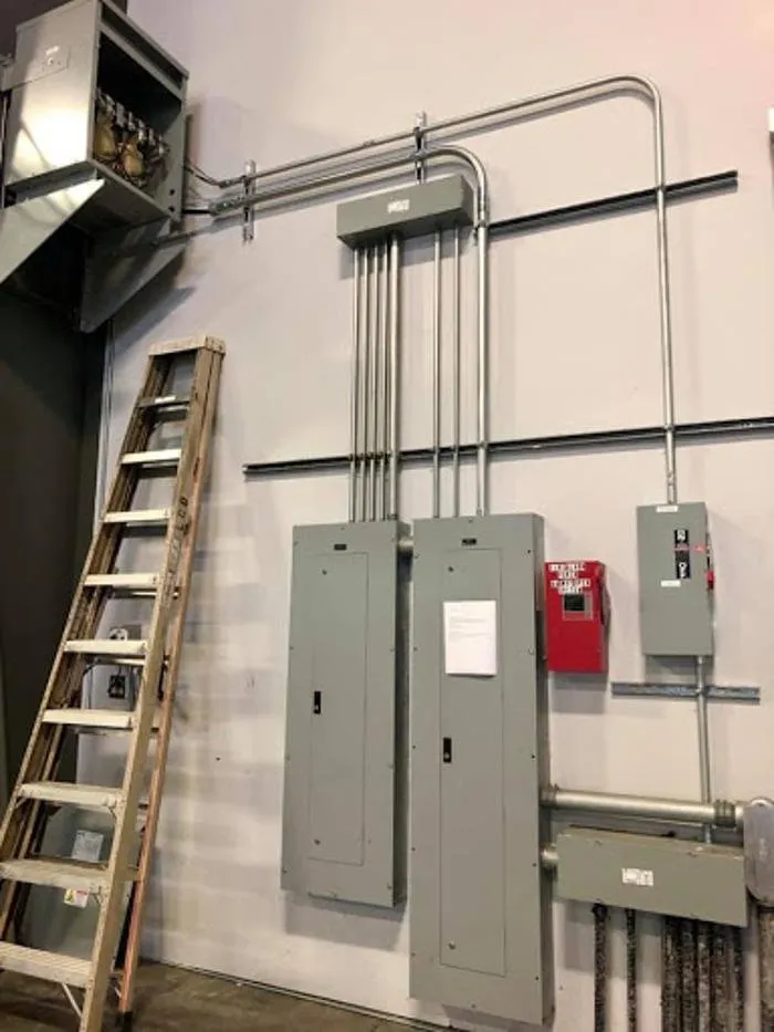 Slide of Eleos Electric