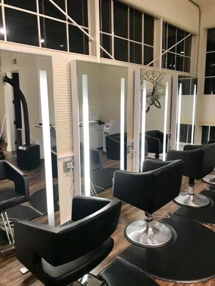 Slide of Eleos Electric