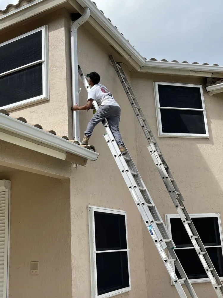 Slide of Eletrixexpress