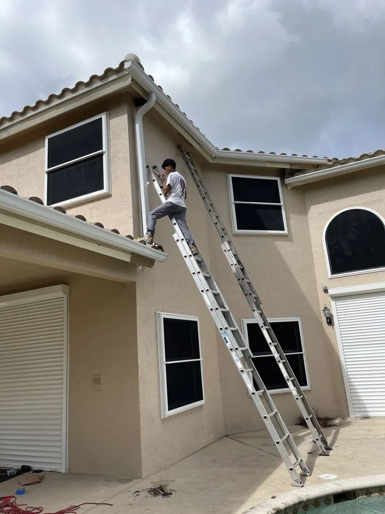 Slide of Eletrixexpress