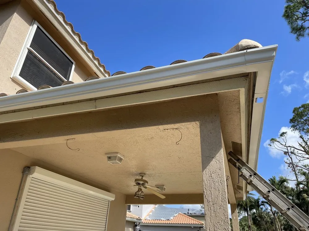 Slide of Eletrixexpress