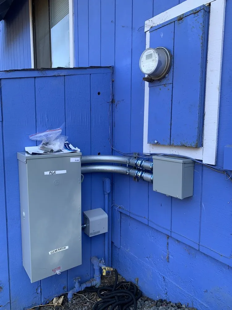 Reliable electrician providing wiring installation in , 