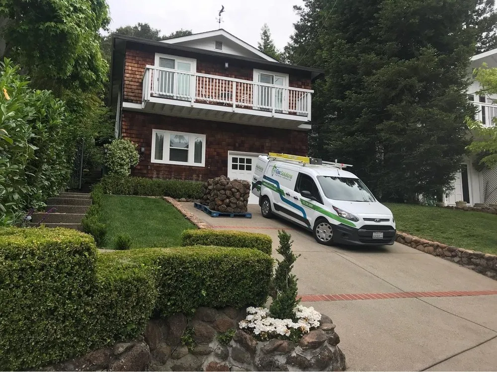 Slide of Elex Solutions