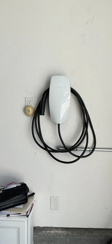 Slide of Elex Solutions