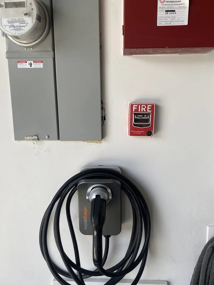 Slide of Elex Solutions