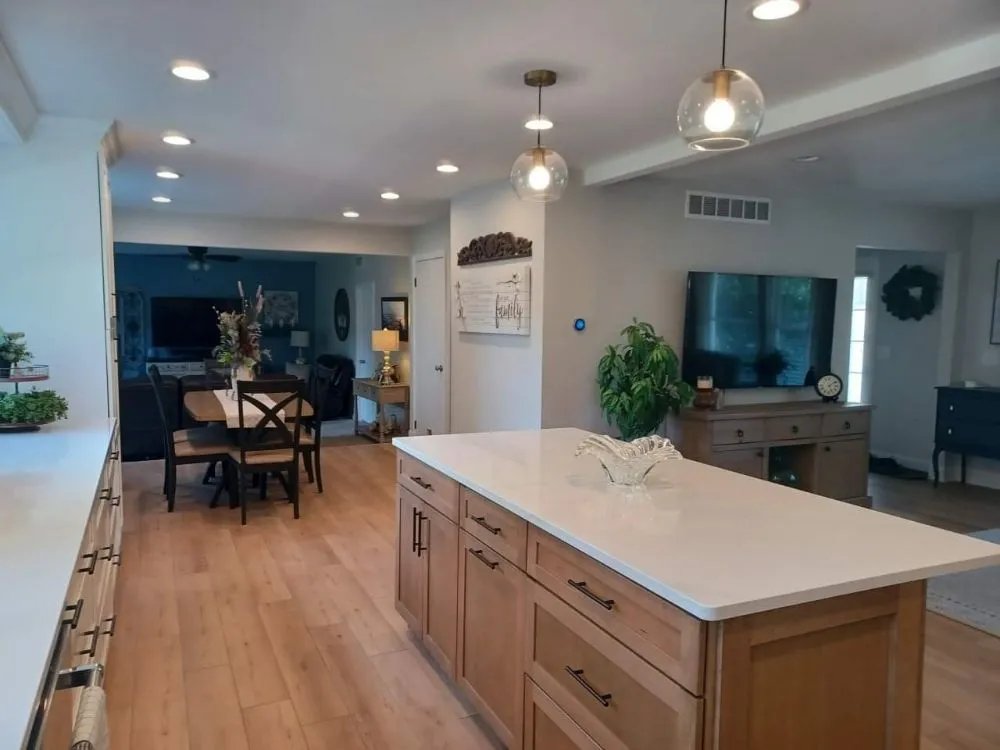 Slide of Eleyan Electric