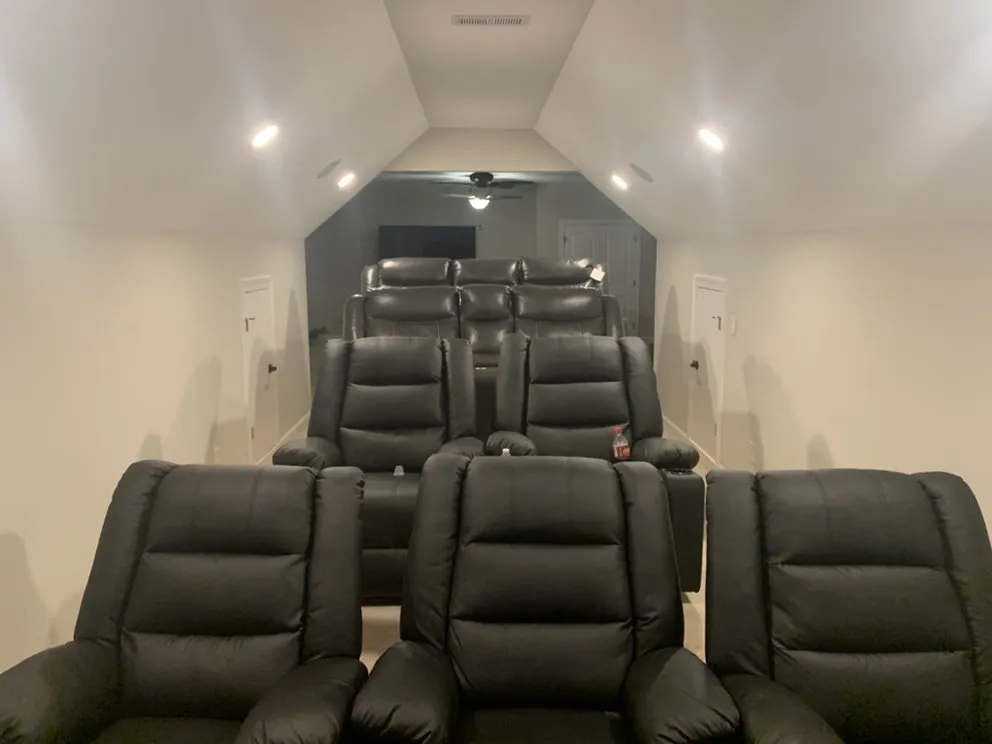 Slide of Elia Electric