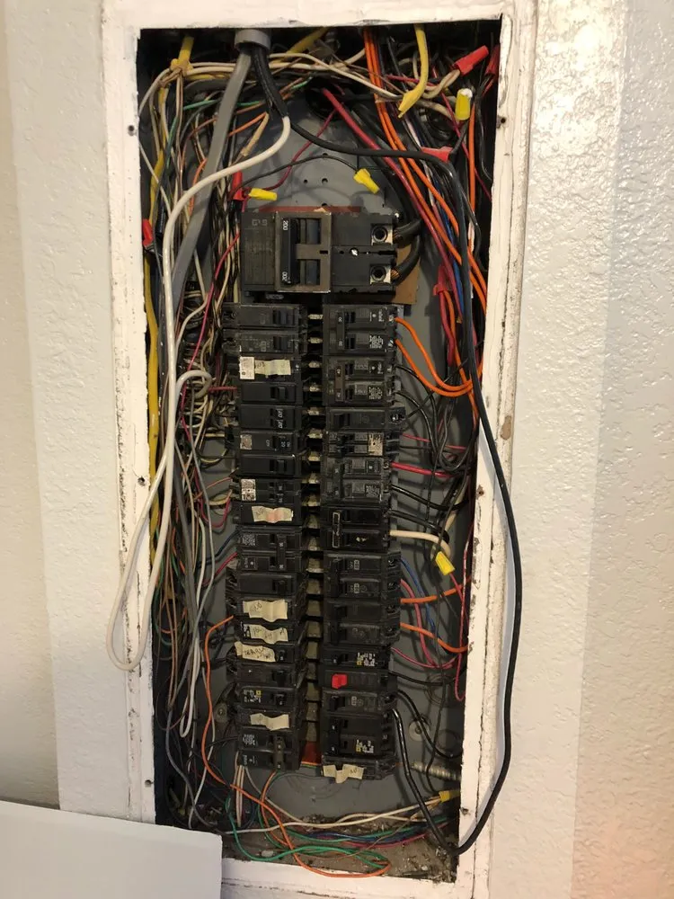 Slide of Eliad Camacho Electrical