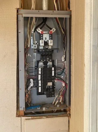 Slide of Elias Electric