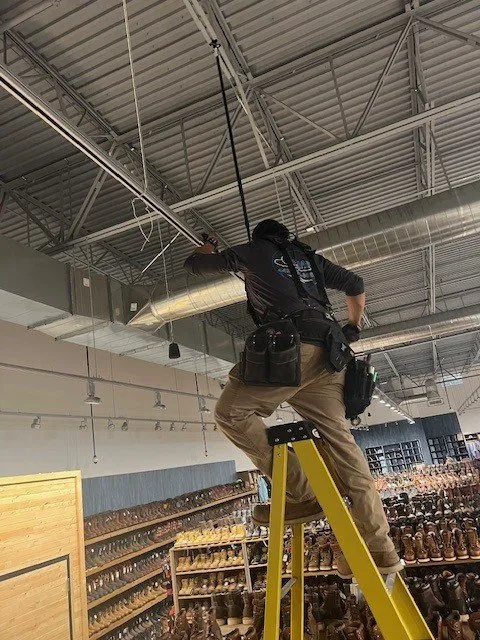 Slide of Elias Electric