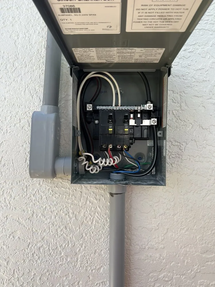 Slide of Elio Morales Handyman Services