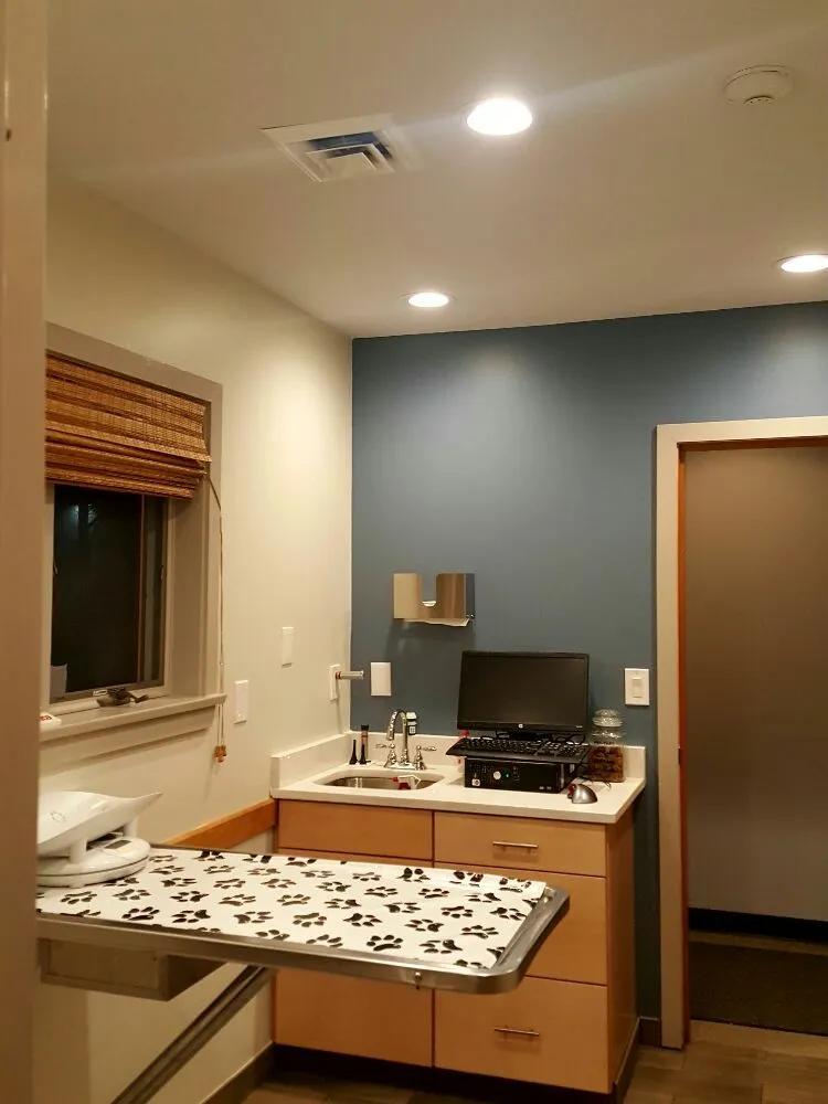 Slide of Elios Electric