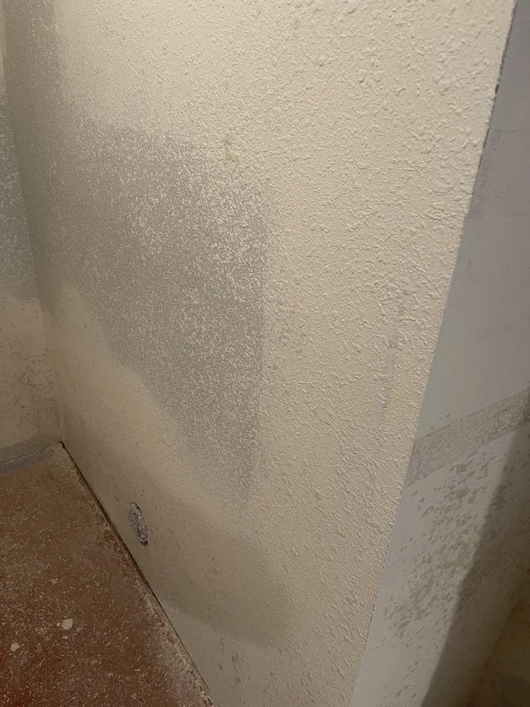 Emergency electrician providing lighting installation in , 