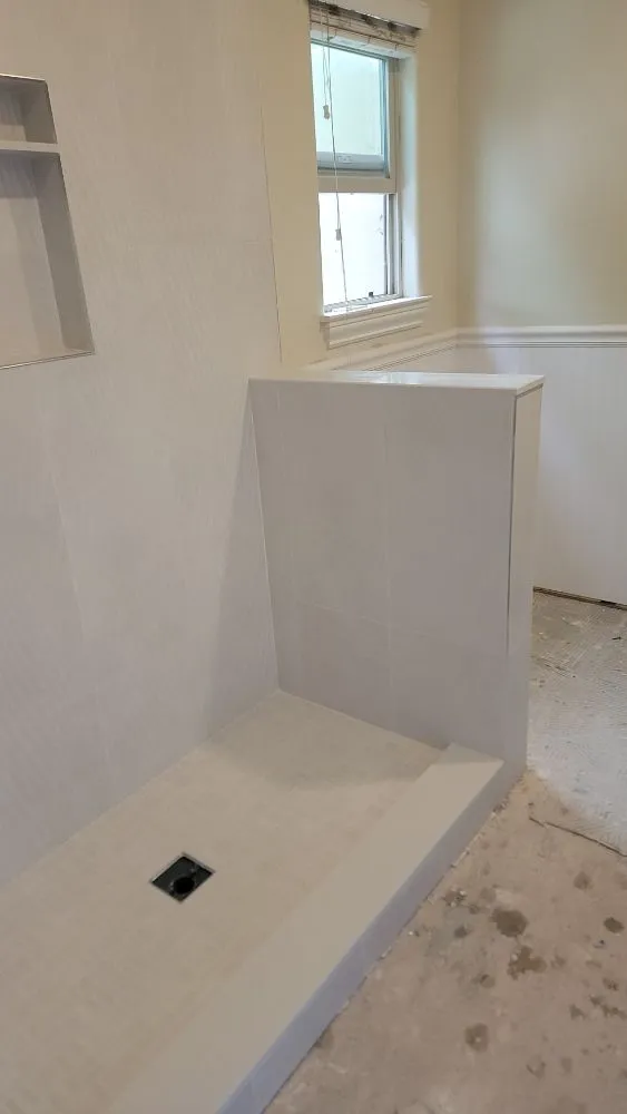 Slide of Elite Designs By Lili