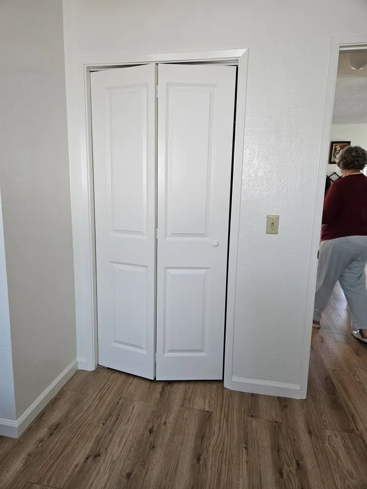 Slide of Elite Designs By Lili