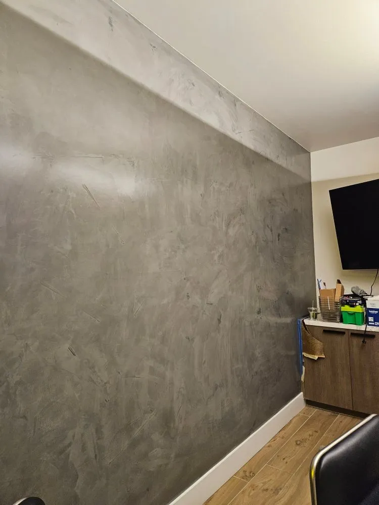 Slide of Elite Designs By Lili