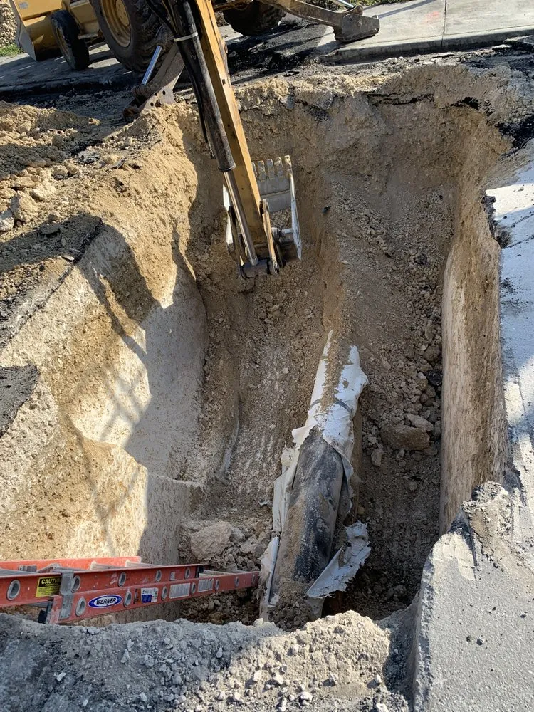 Slide of Elite Electric & Excavation