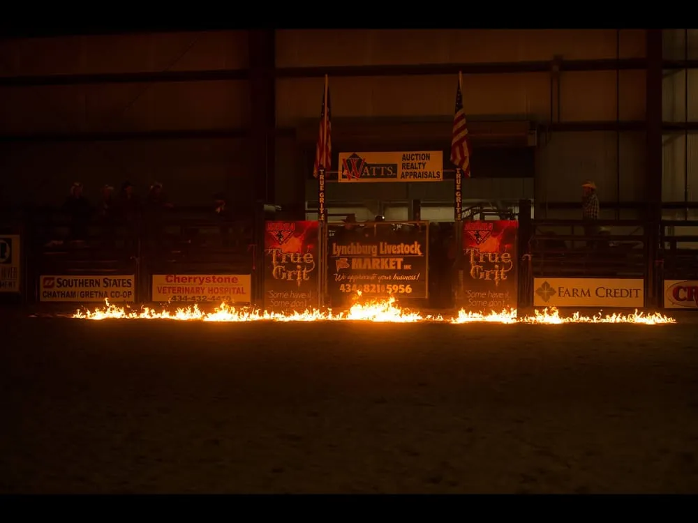 Slide of Elite Electric Contractors