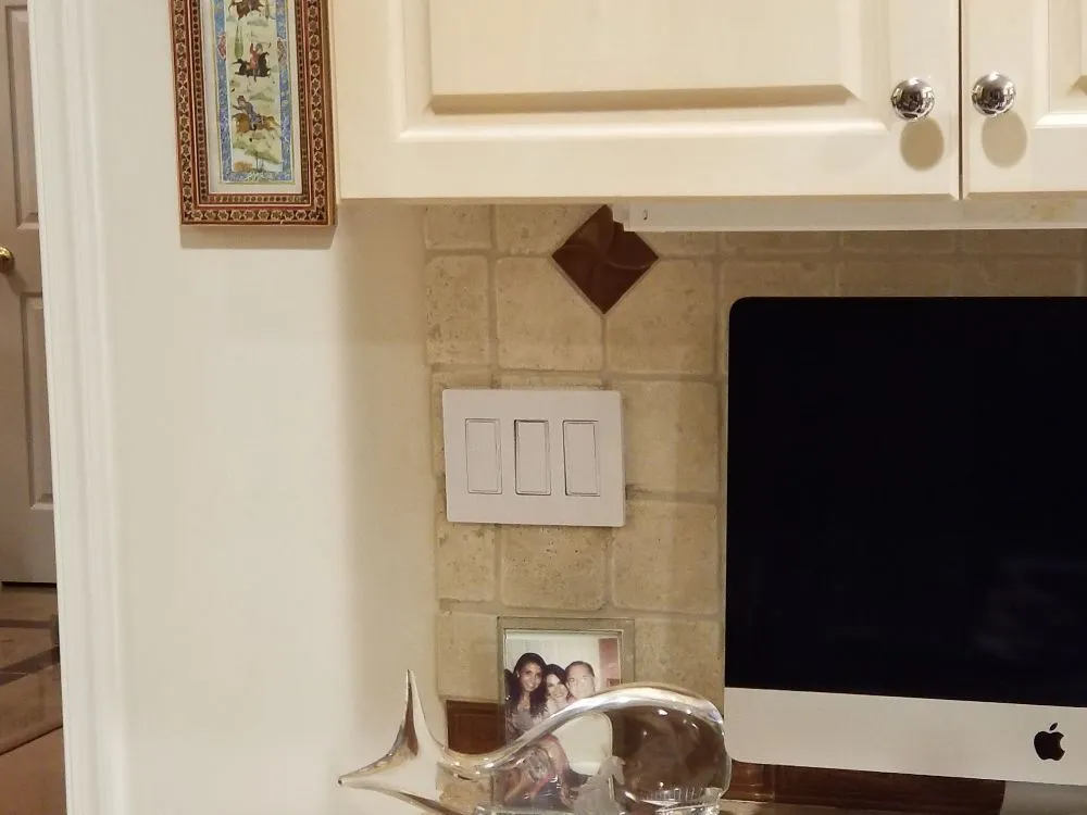 Slide of Elite Electric