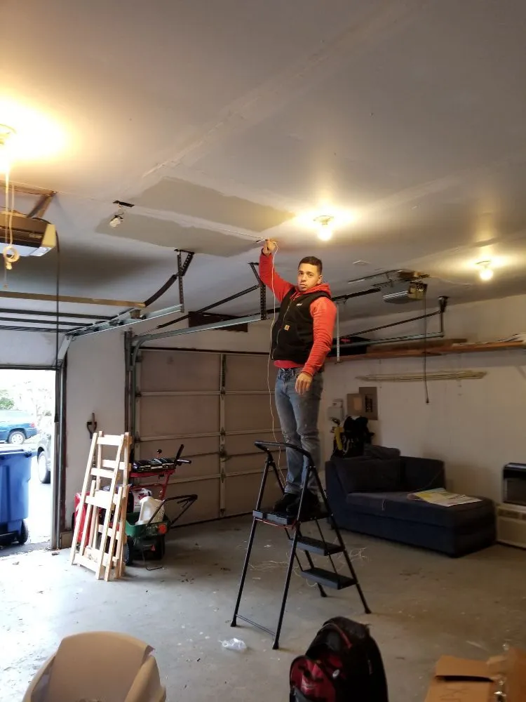 Slide of Elite Electric