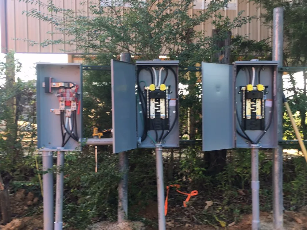 Slide of Elite Electric Services