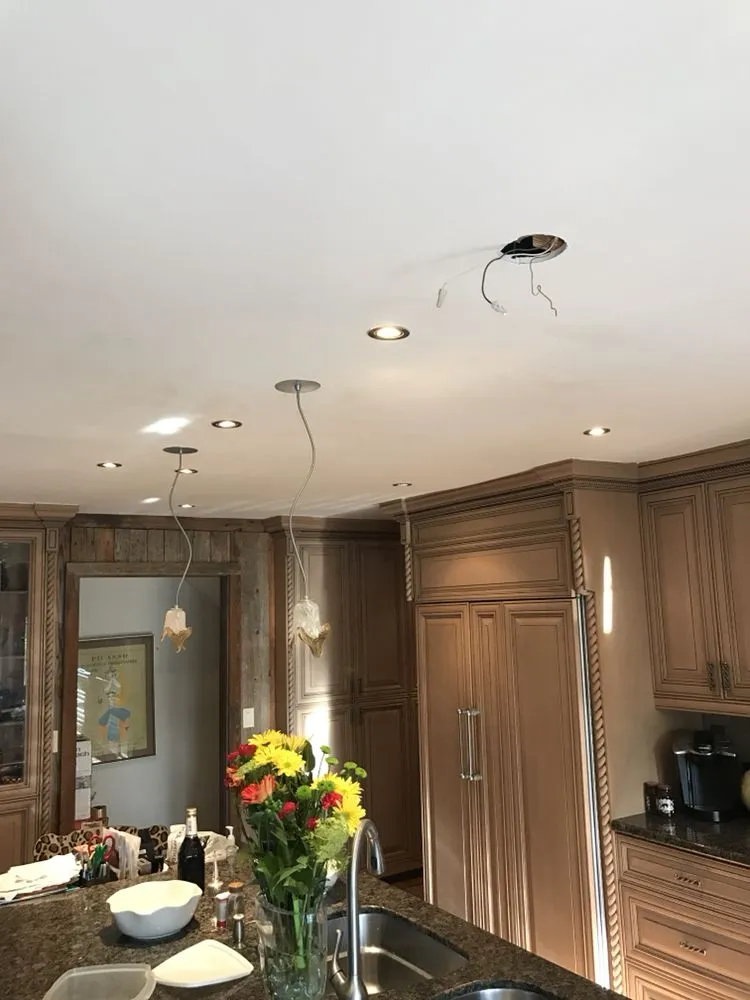 Slide of Elite Electric Solutions