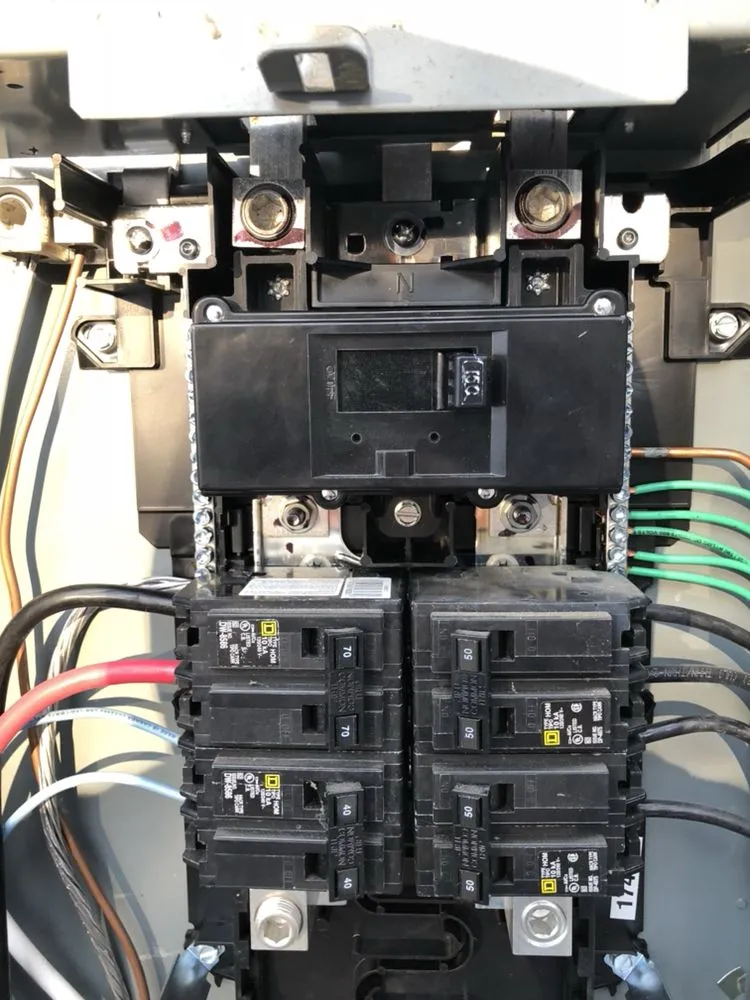 Slide of Elite Electric Solutions