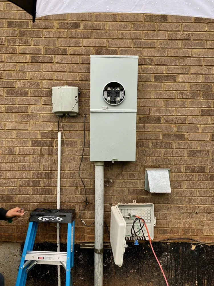 Slide of Elite Electric Solutions