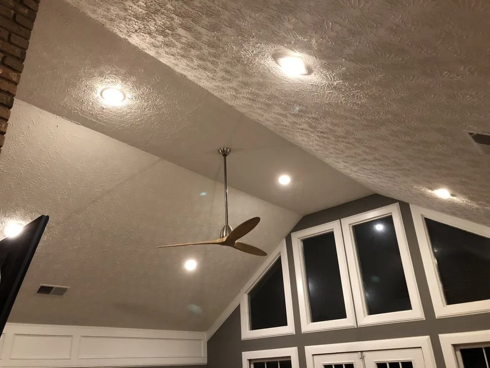 Slide of Elite Electric Solutions