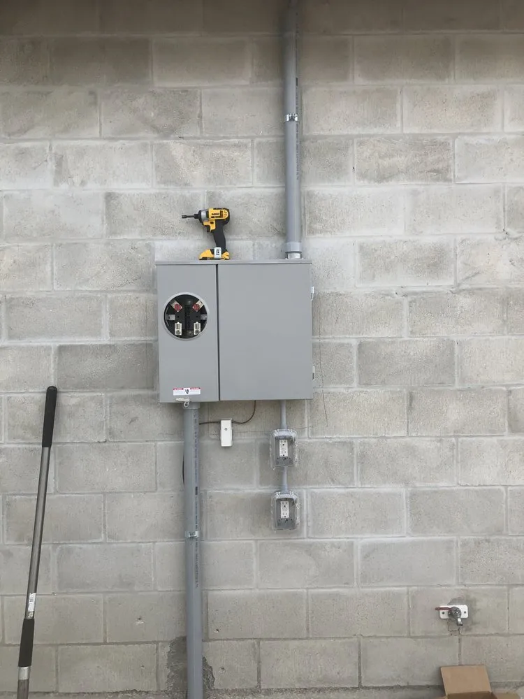 Slide of Elite Electrical Contracting