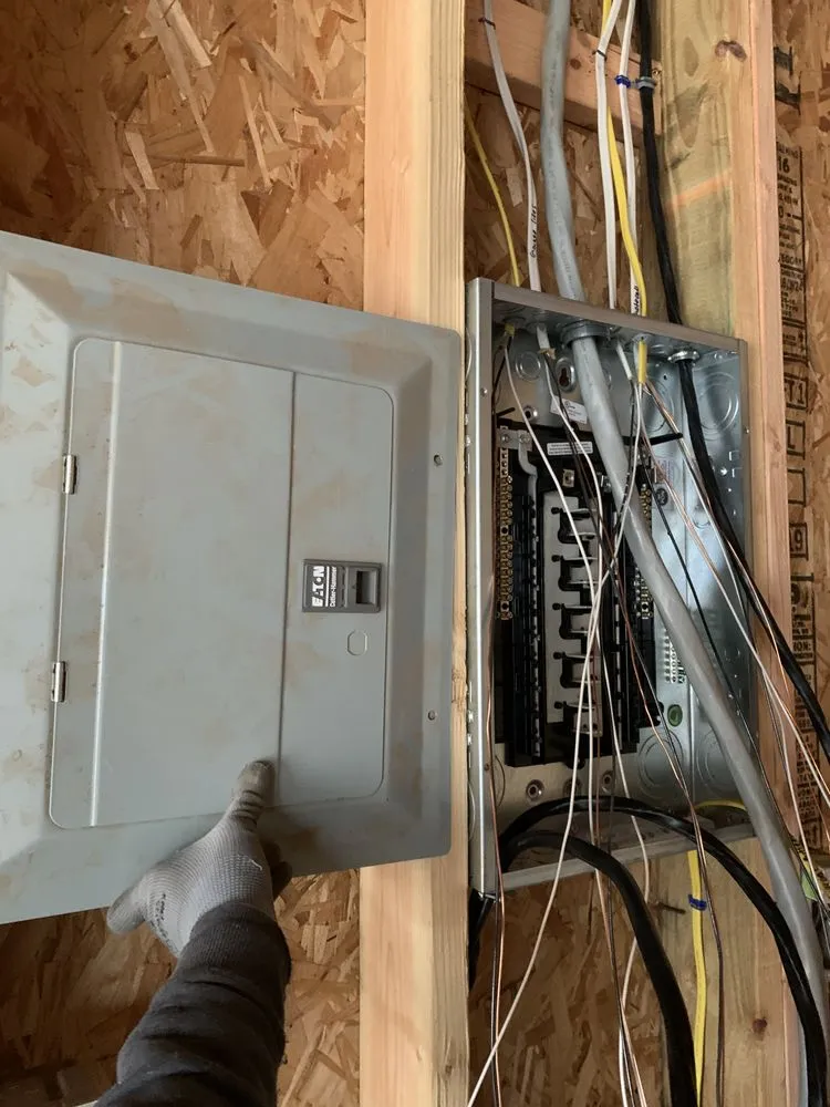 Slide of Elite Electrical Solutions