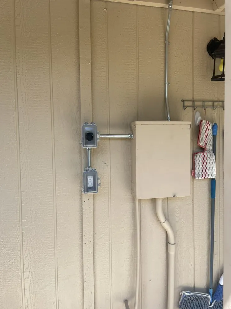 Slide of Elite Electrical Solutions