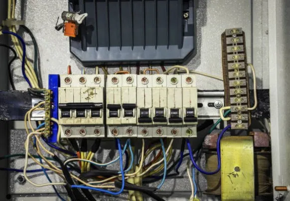 Slide of Elite Energy