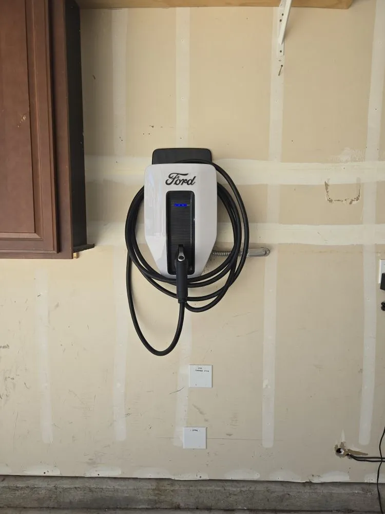 Emergency electrical service for homes in electrical repair, by