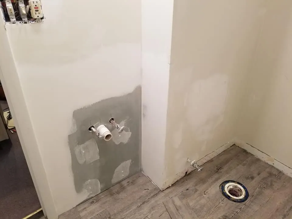 Slide of Elite Handyman