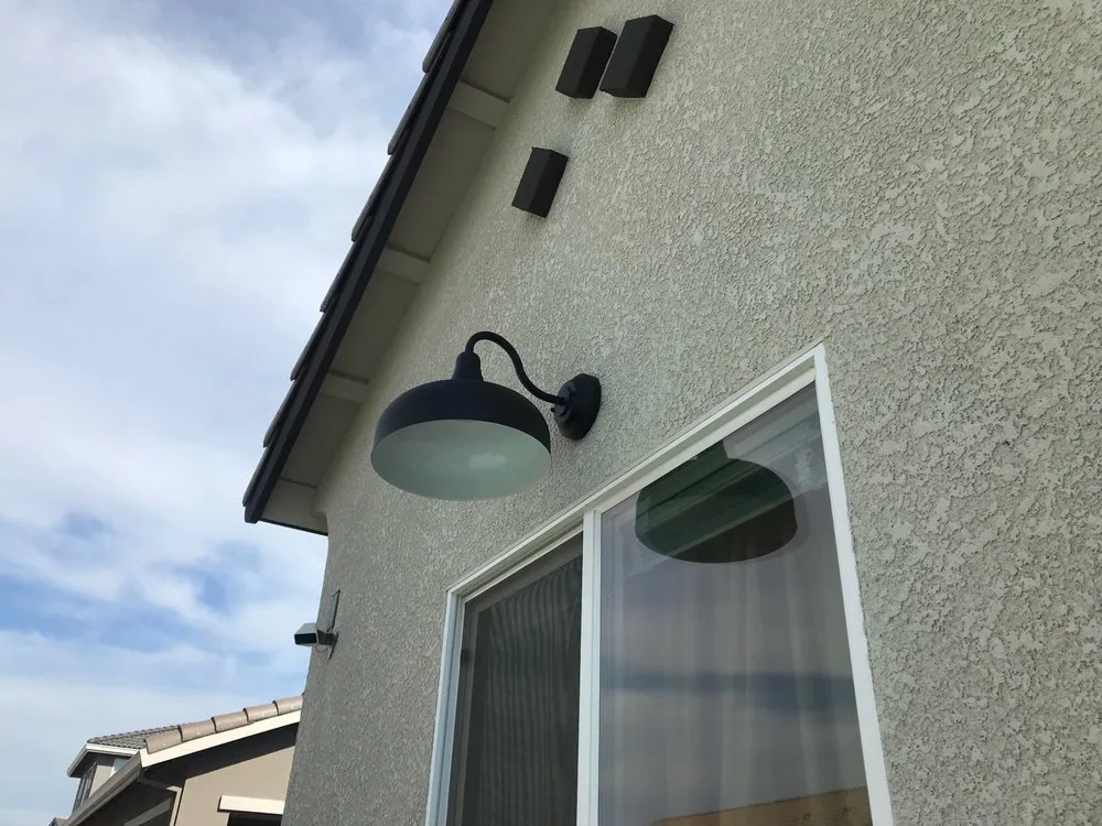 Certified electrician providing electrical repair in ,