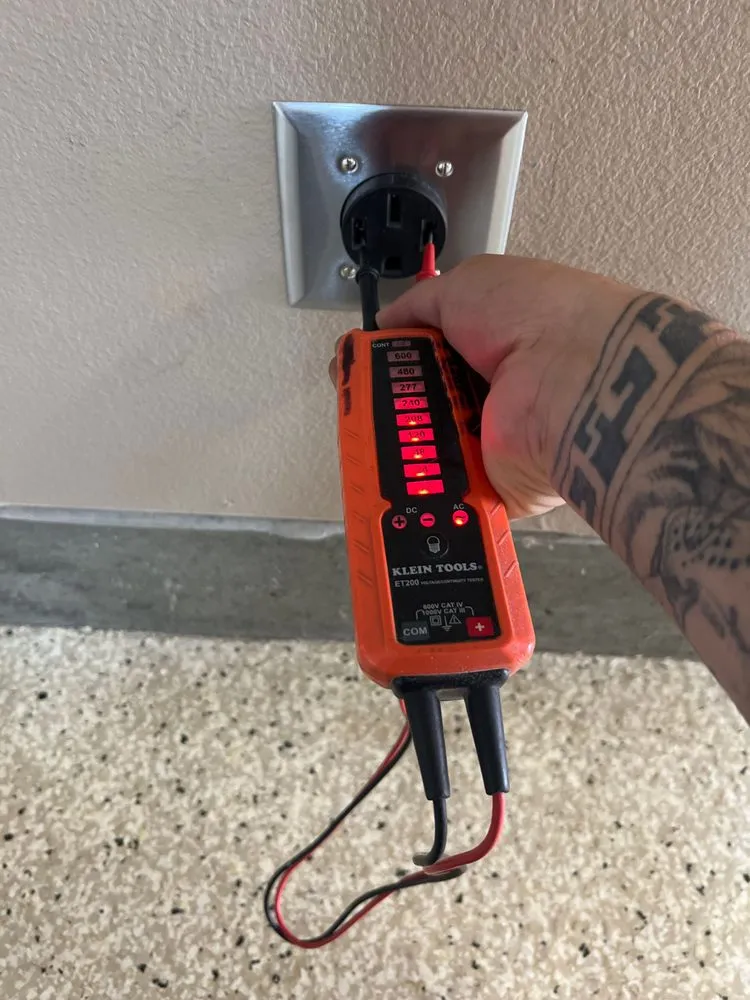 Slide of Elite Power Electric