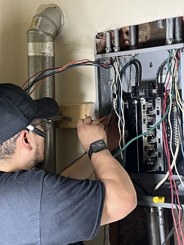 Slide of Elite Power General Contractor