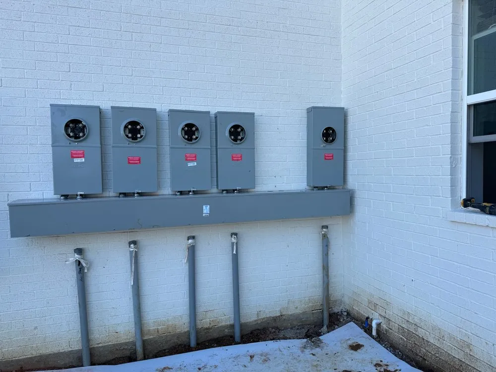 Expert electrician providing lighting installation in Lone Oak, TX - Elite Power Pros