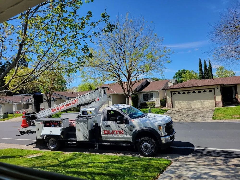 Slide of Elite Service Experts