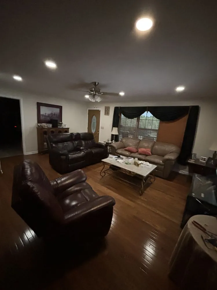 Slide of Elite Wire Electric