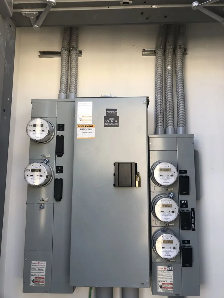 Slide of Elizondo Electric