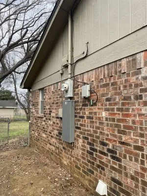 Elizondo Electric Logo