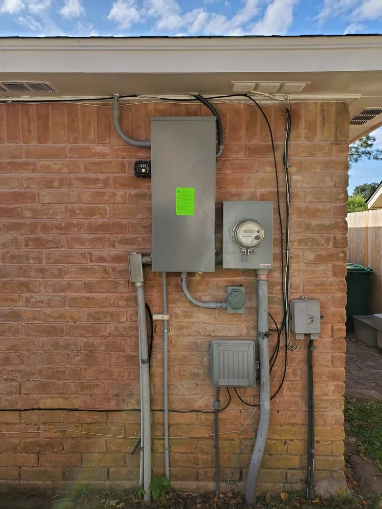 Slide of Elk Grove Village 24 Hour Electrician