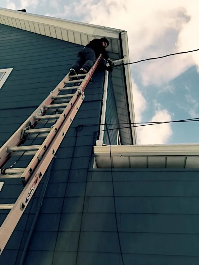 Slide of Ellenwood Electric