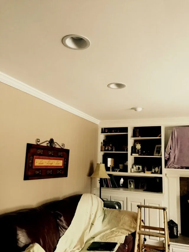 Slide of Ellenwood Electric