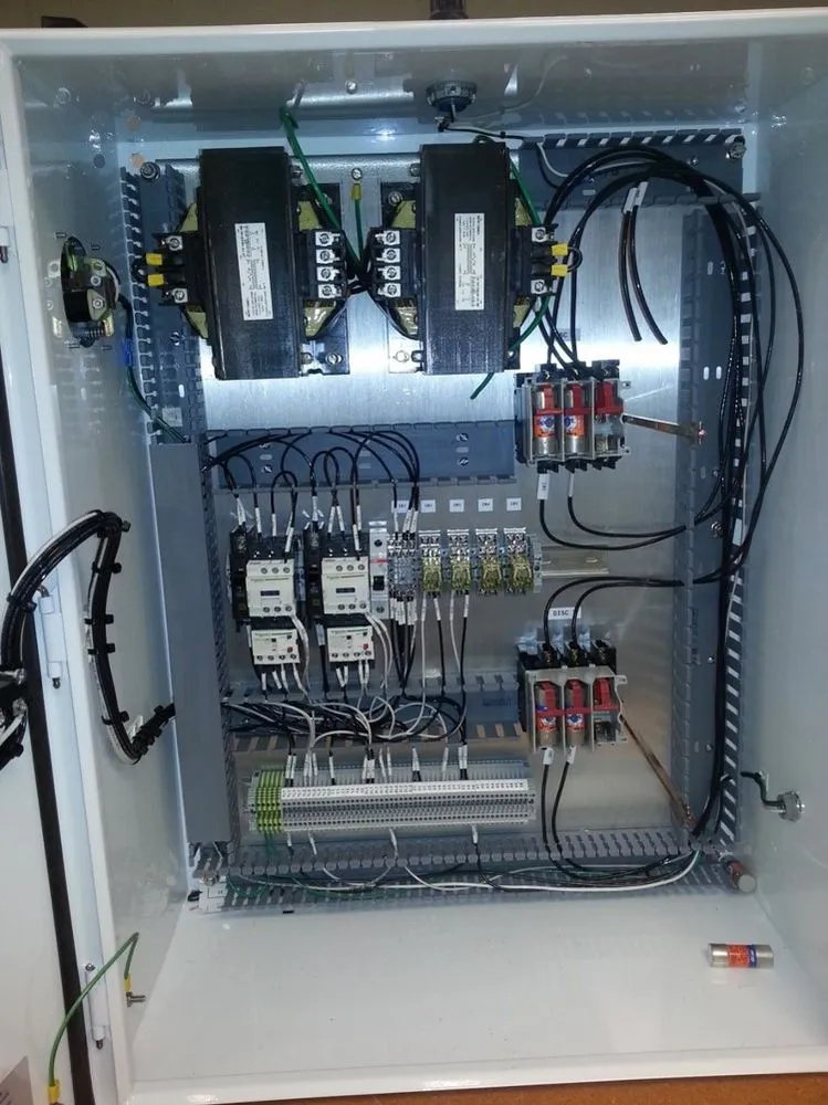 Slide of Ellis Electrics