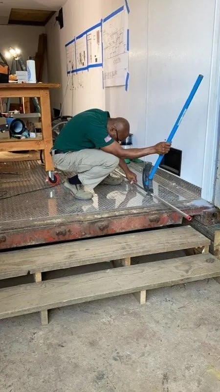 Slide of Ellis Electrics