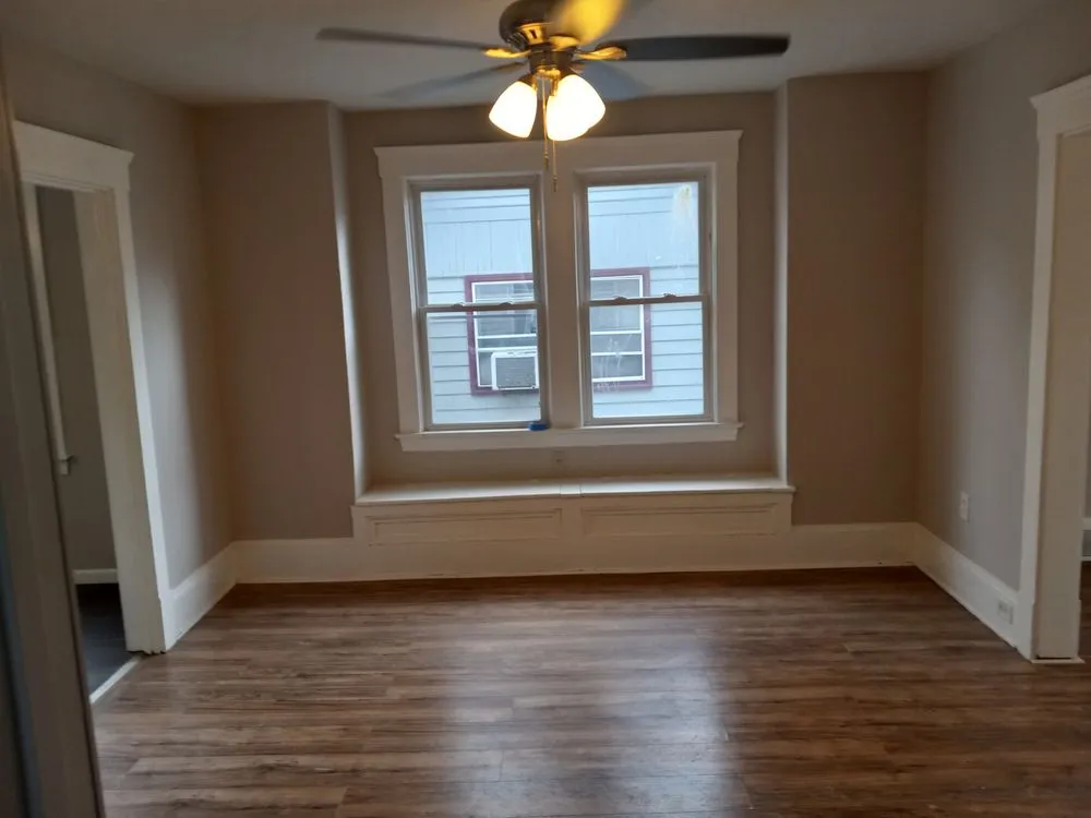 Slide of Ellis Painting